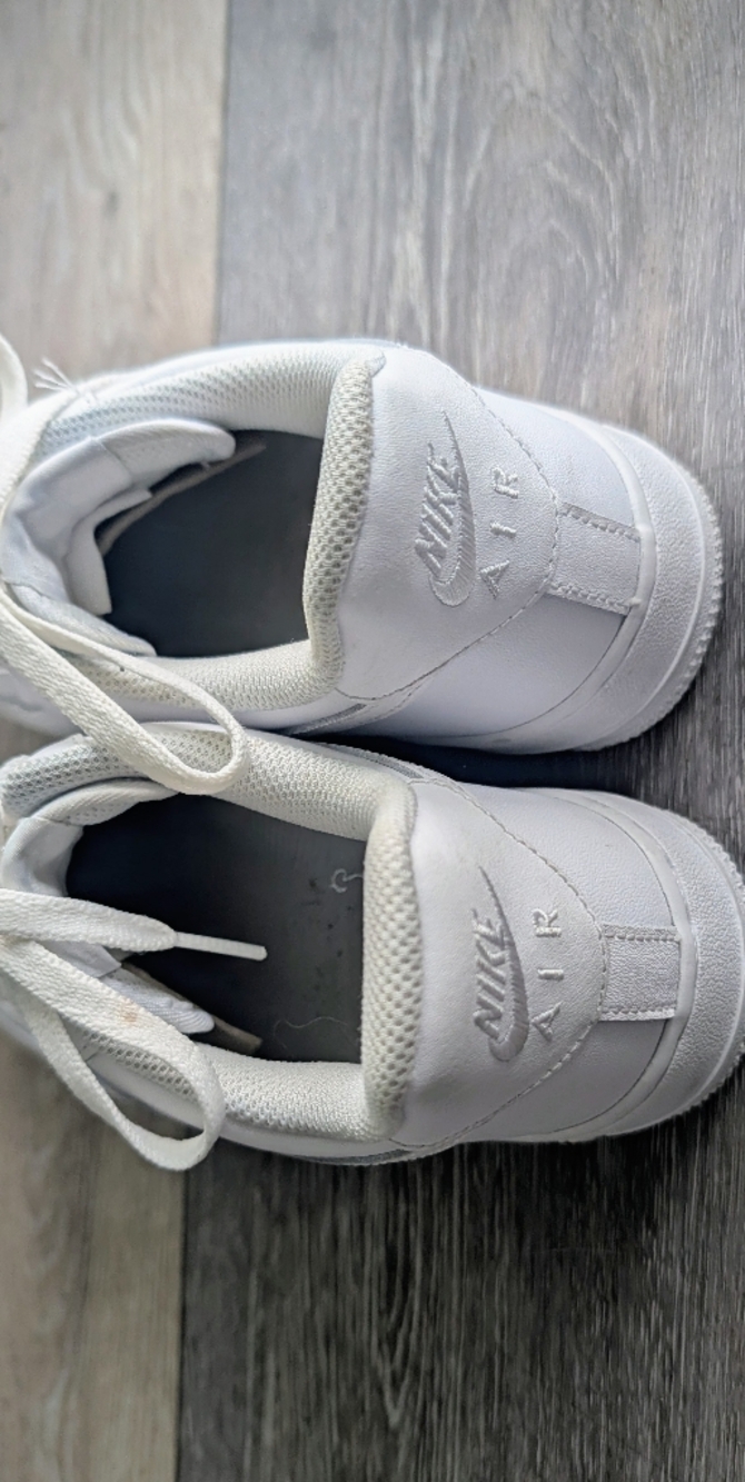 Nike Air Force 1 '07 Triple White /Men Size 7.5